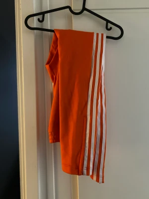 Adidas dress - Stl Xs/S använd 1 gång 