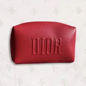 Röd necessär från Christian Dior beauty❤️