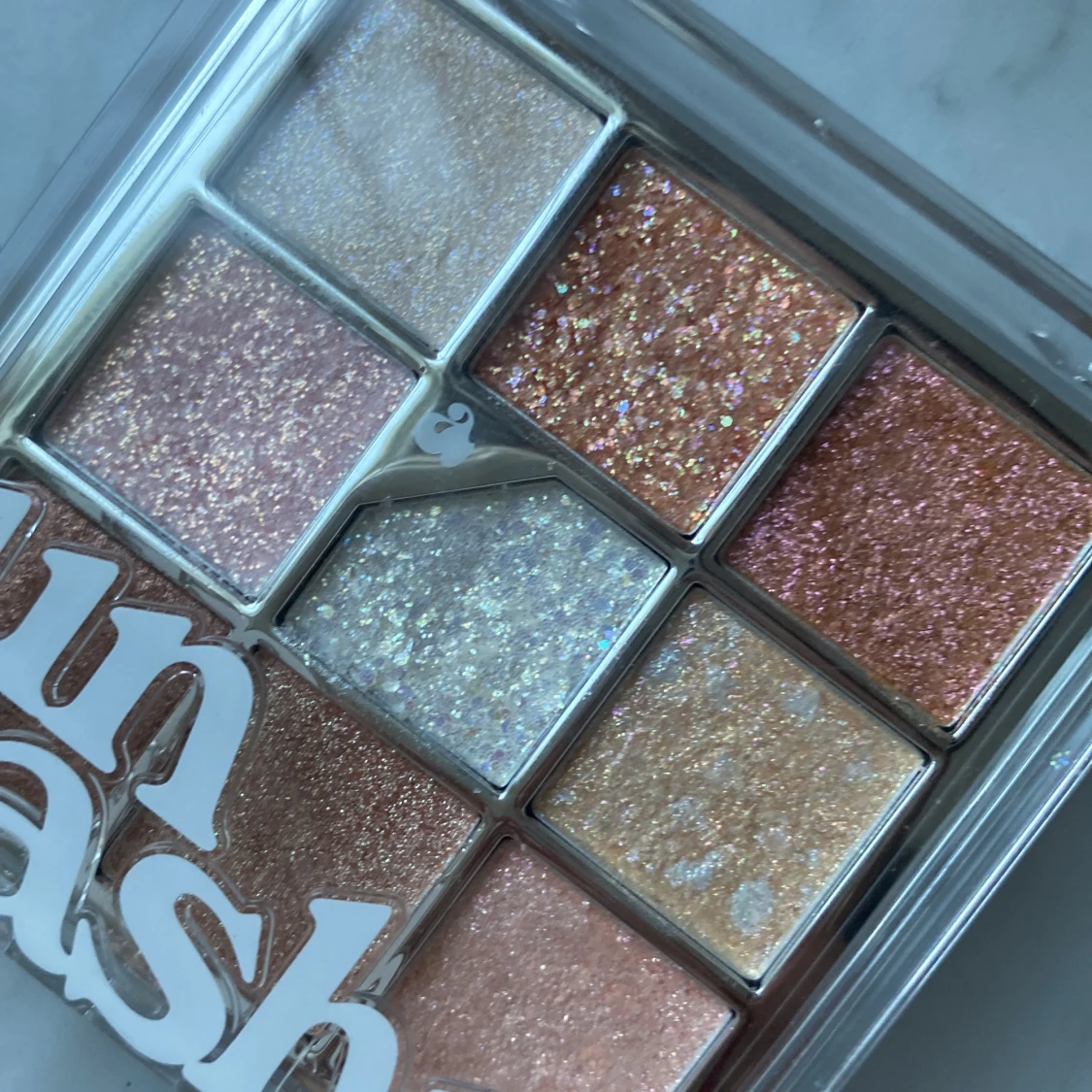 Unleashia glitter palette  - 90