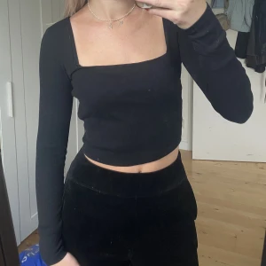 Tröja - Tröja från zara! Köp gärna via plick!🥰