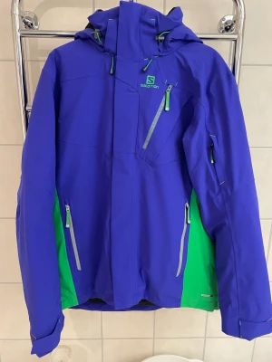 Salomon skidjacka large  - Oanvänd 