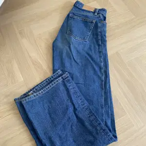Säljer dessa jeans