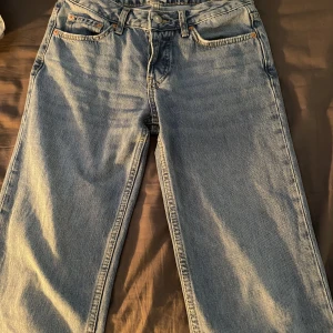 Jeans från lager 157  - Behöver bli av med massa jeans och säljer därför mina jeans från lager 157. Storlek XS