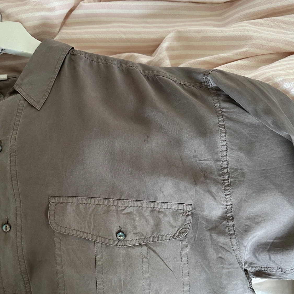 Brun topp/skjorta  - 91