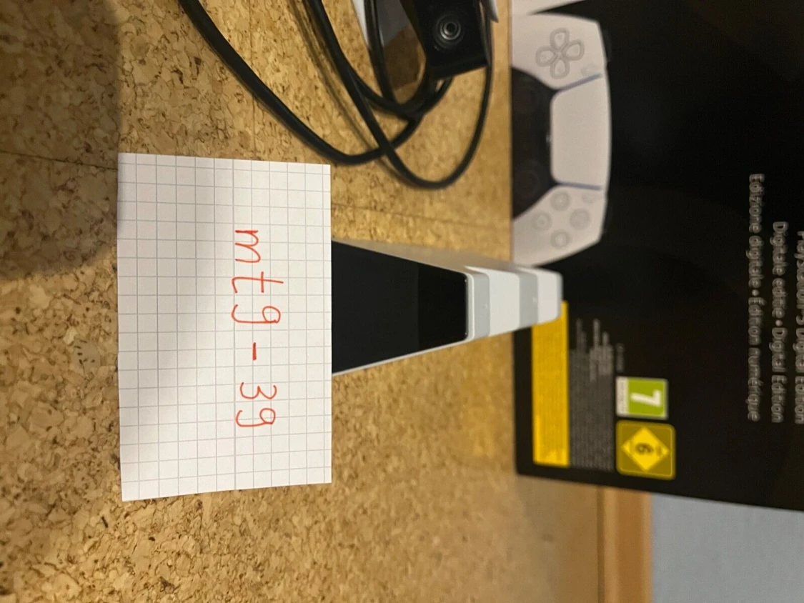 Sony PS5 Digital Edition - 90