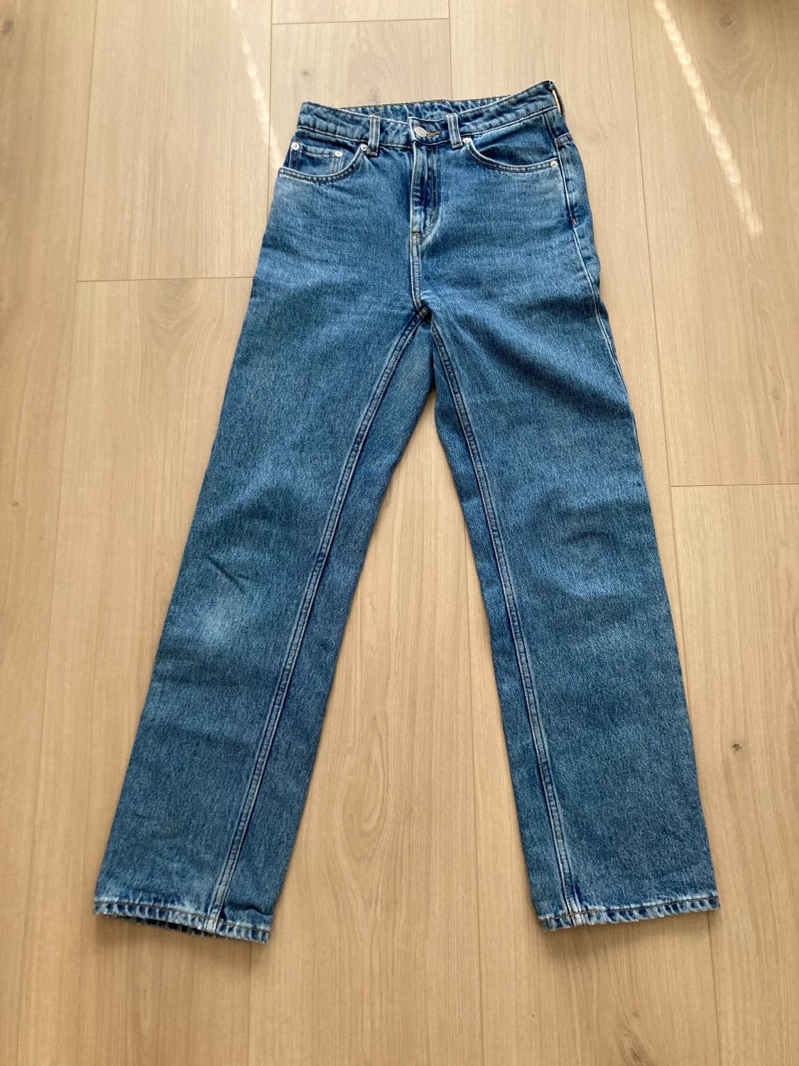 Weekday jeans  - 90