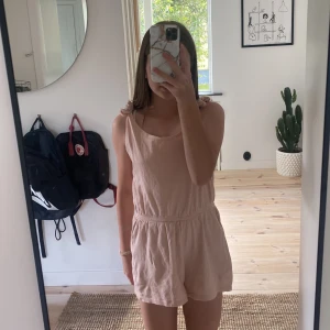 Shorts-dress för barn - Rosa dress för barn