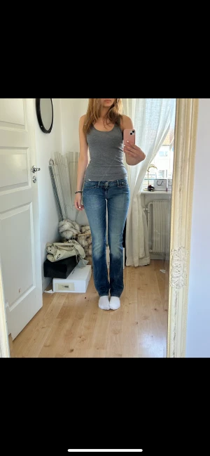 Replay jeans - Midjemått - 73cm Innerbenslängden - 86