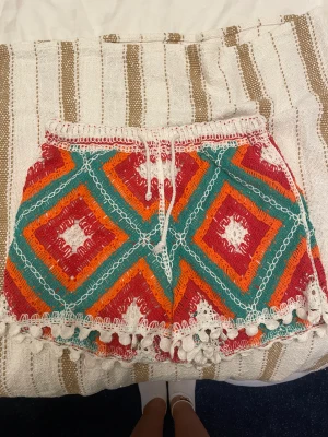 Virkade shorts - Säljer så söta virkade shorts. Perfekt till sommaren!!🙌🩷