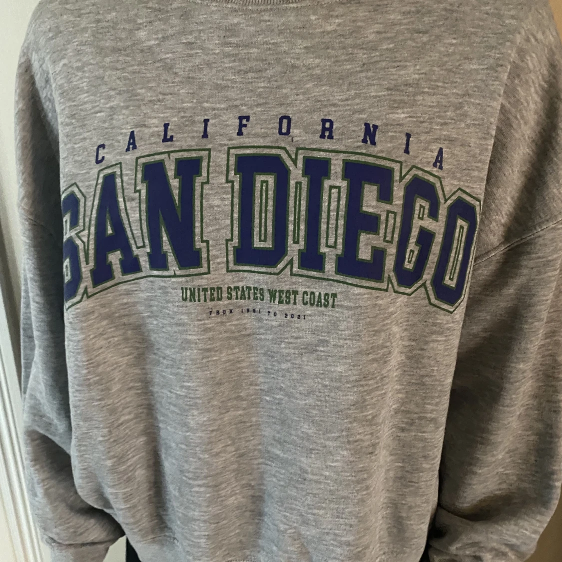 Grå sweatshirt  - 90