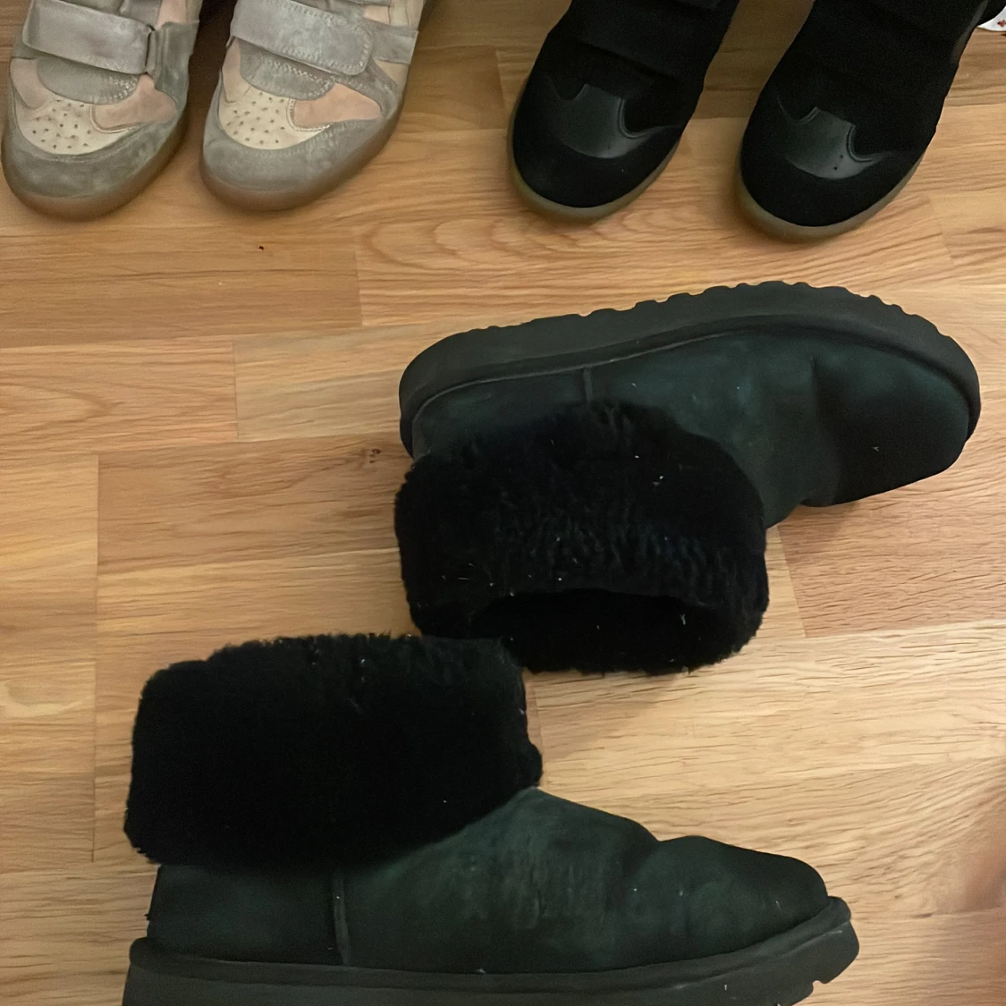 Svarta uggs - 90