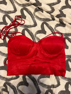 Zara top - Nice top from Zara, size M, worn once, open back 