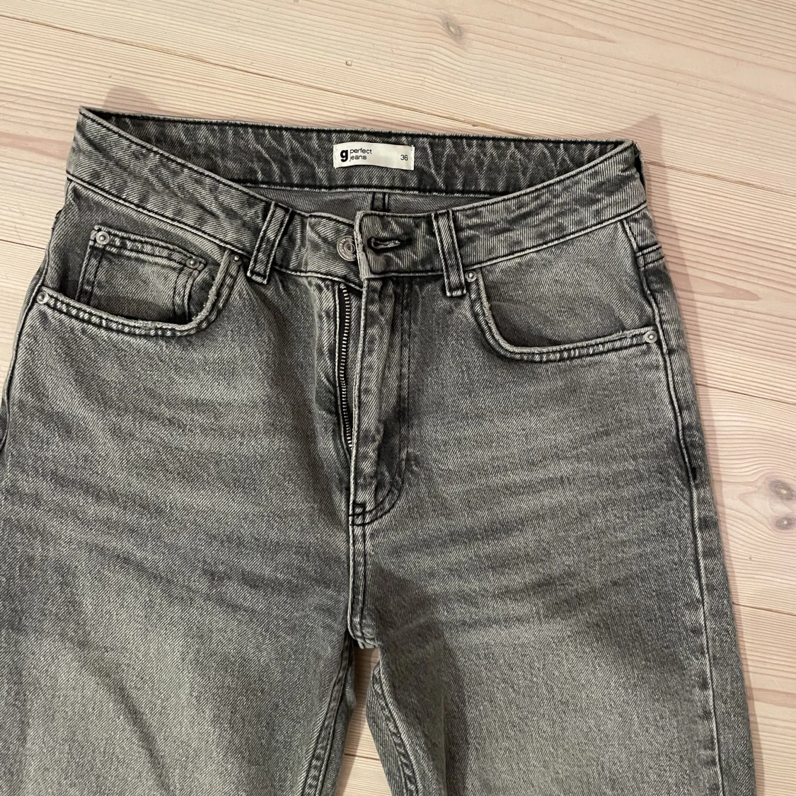 Grå jeans från GinaTricot! - 91