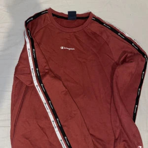 Campion tröja - Köpte denna tröja till min lillebror som växte ur den. I använt skick.