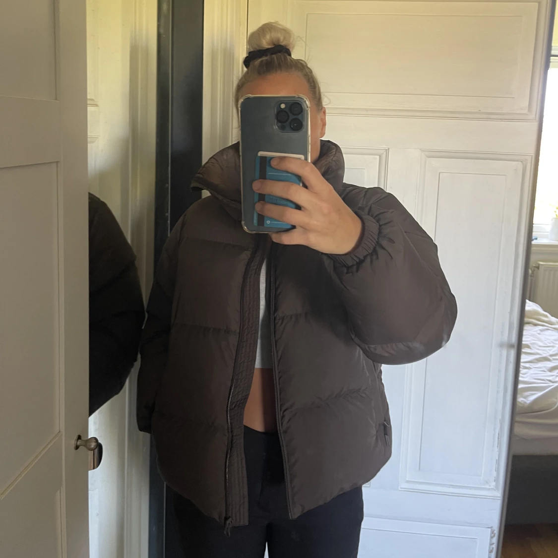 Brun vadderad jacka  - 90