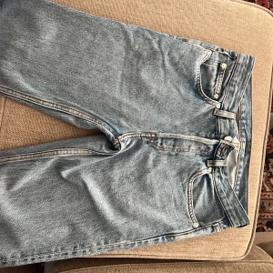 Arket jeans  - Lite använda- som nya!