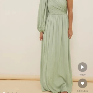 Långklänning/balklänning - Säljer min fina klänning. Använd endast 1 gång, så är som ny💕💕