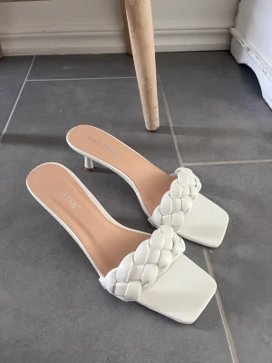 Skor Raglady  - Storlek 39  . Använda en gång 