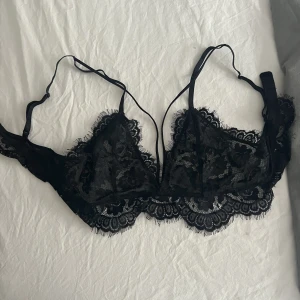 Bralett  - Knappt använd storlek M 