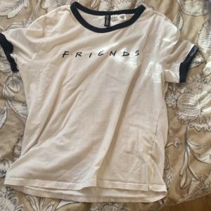 Friends tröja - Friends teöja från HM