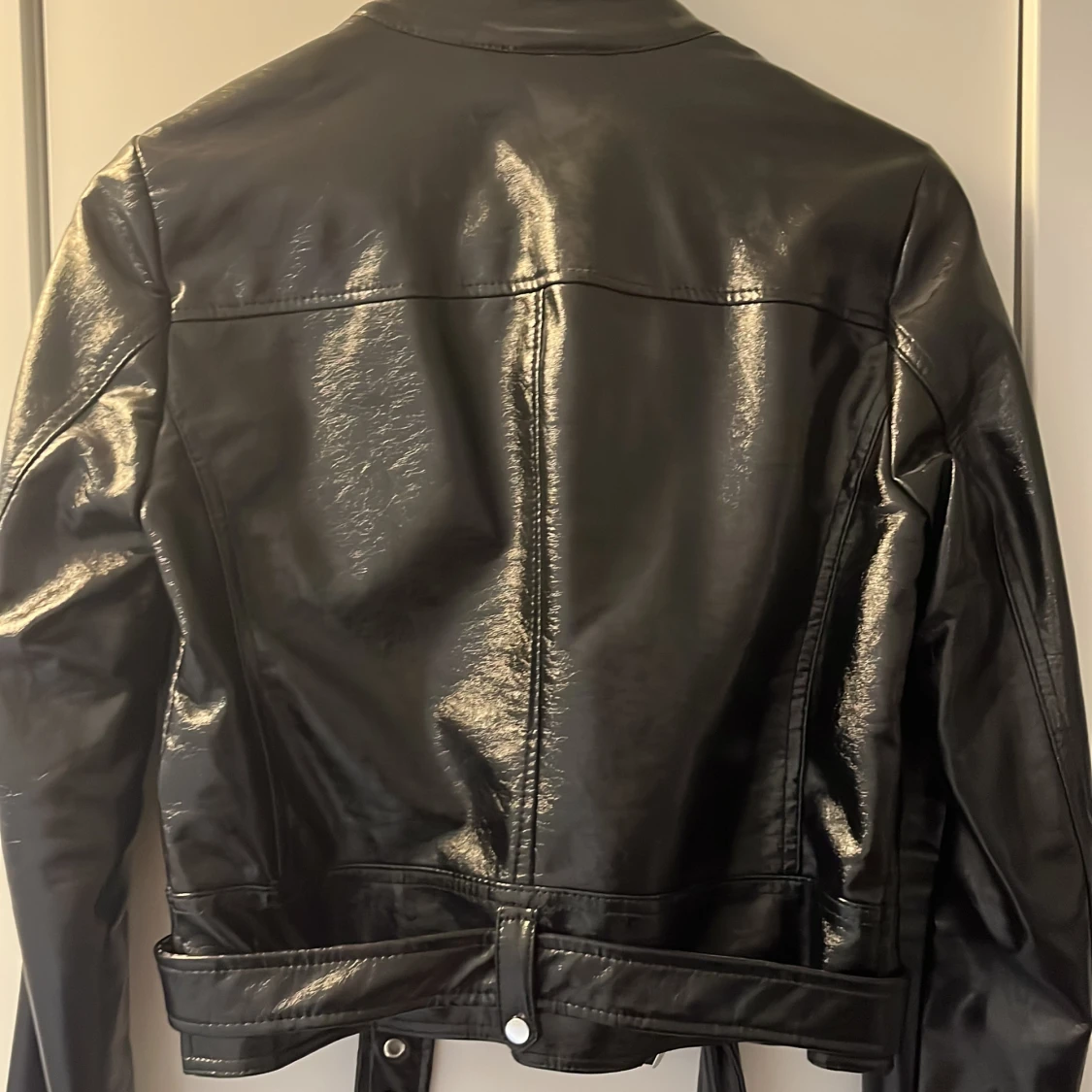 Glansig skinkacka  - 91