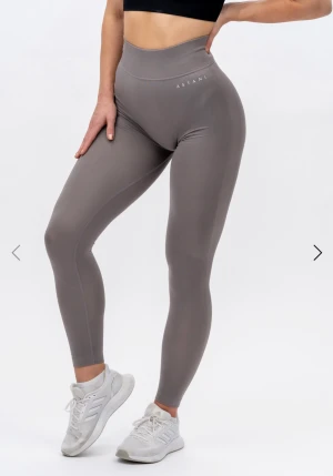 Eve Seamless Tights - Från Astaniwear, storlek S. Fåtal ggr använda. 