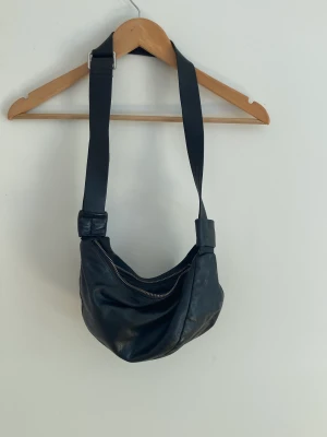 Banana bag - Bananväska från Wera 🖤