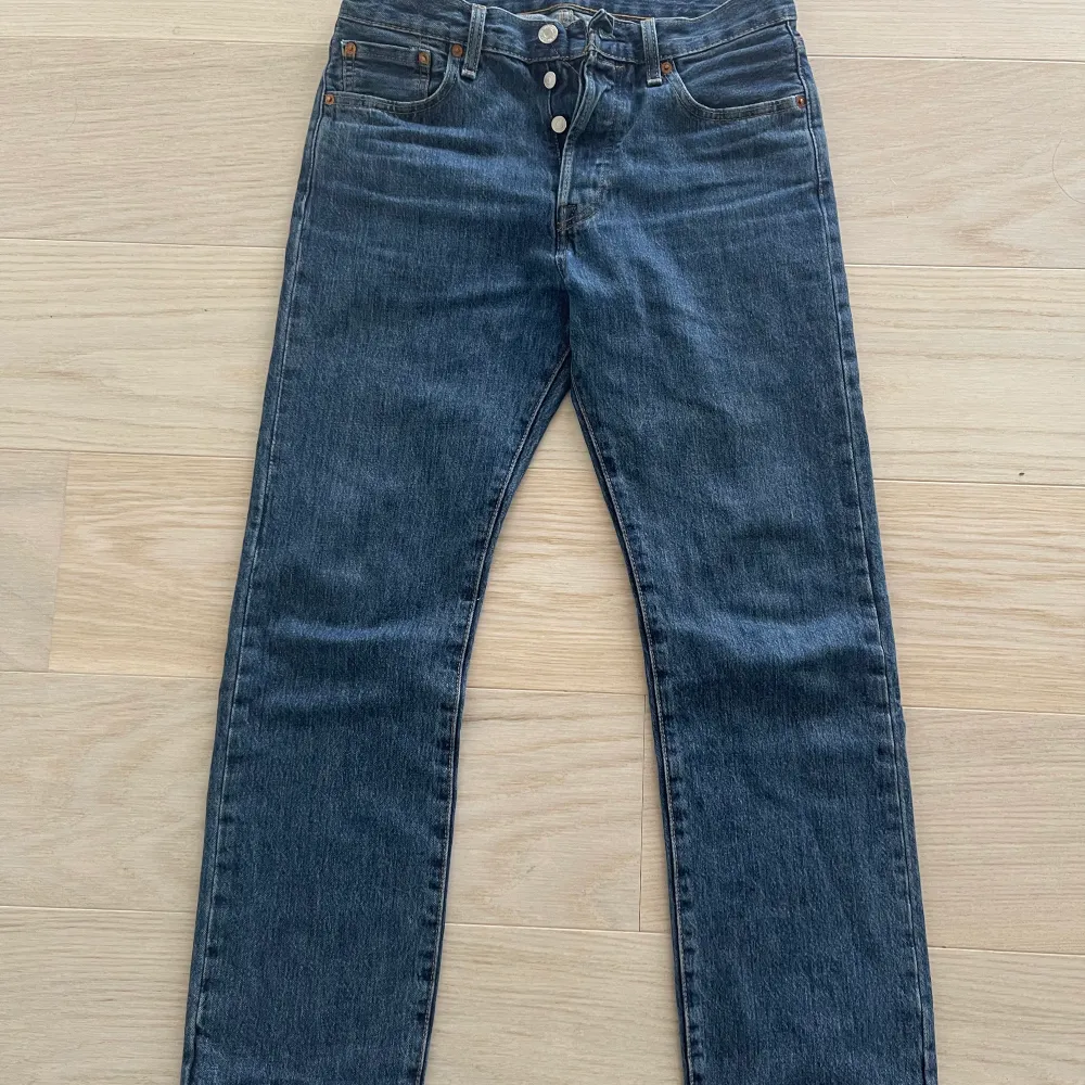 Levis 501 blå Storlek W30 L30. Jeans & Byxor.