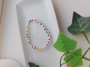 Hslot armband🪩🫶🏻 - Egengjort hslot (harry styles love on tour) armband med stretchig tråd🪩🫶🏻 30 kr+18 kr frakt 