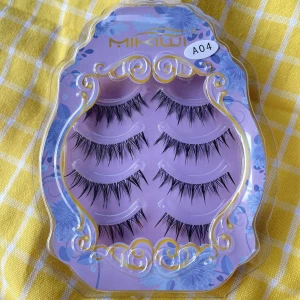 Lösögonfransar  - Lösögonfransar 1 set, 4 st 😍