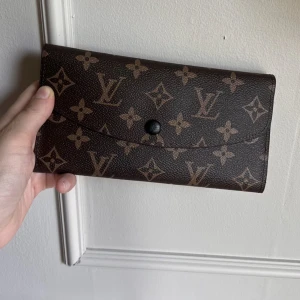 Plånbok - Väldigt fin! Oanvänd helt ny.