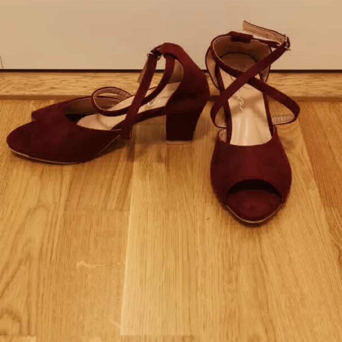 Brand new heels - 90