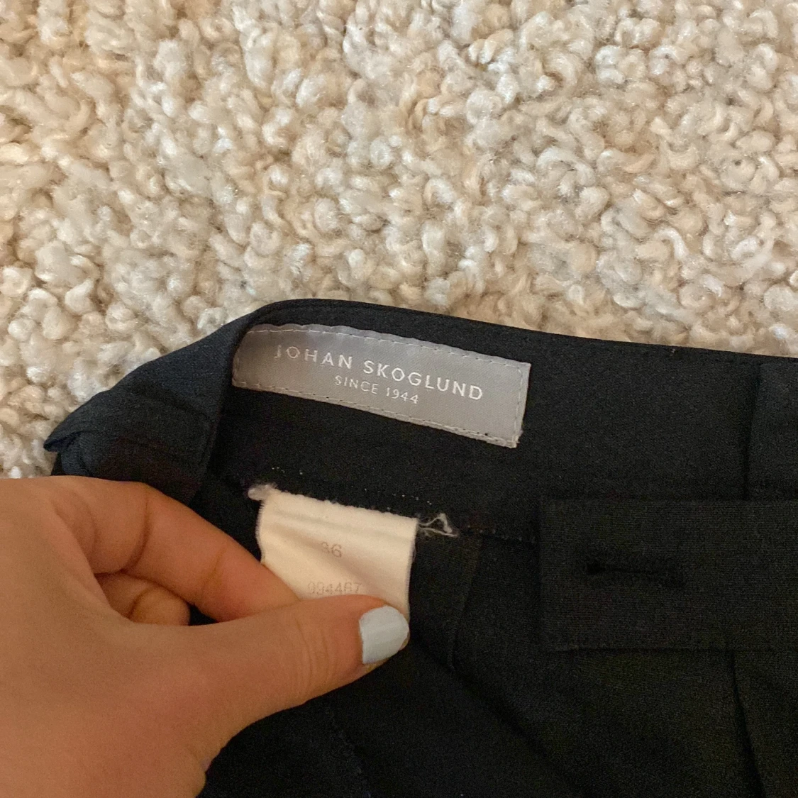 Mörkgrå kostymbyxor - 91