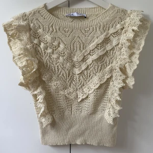 Topp - Söt topp från Zara, nyskick