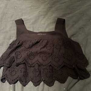 Topp - Söt svart topp från zara!💗pris kan diskuteras!💗