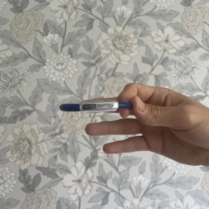 Louis Vuitton Clip It Bracelet - Louis Vuitton Clip It Bracelet - Skick: 9/10 - Pris: 2500kr