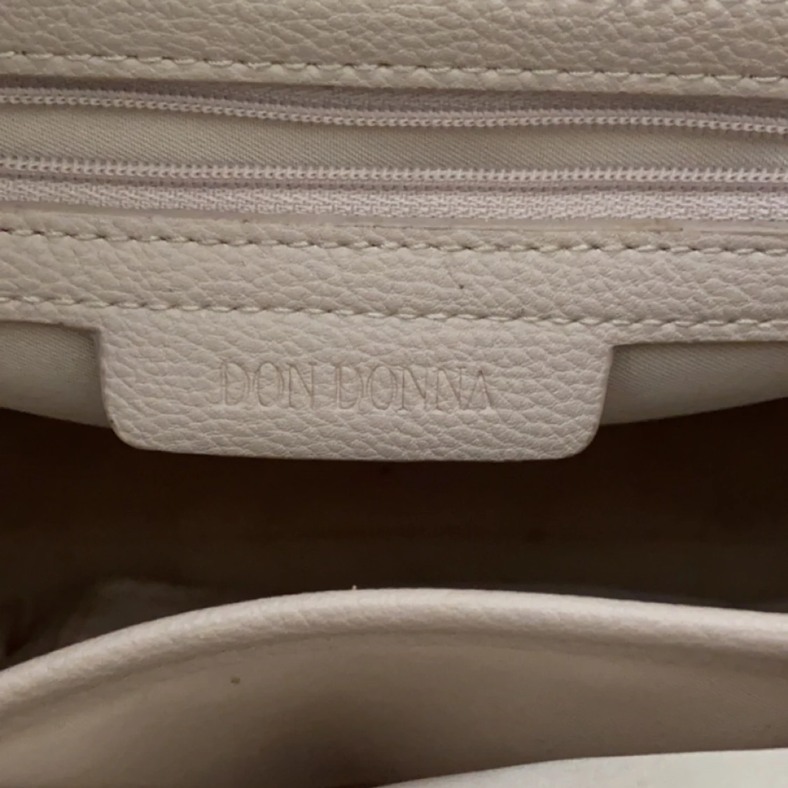 Väska från Don Donna  - 91