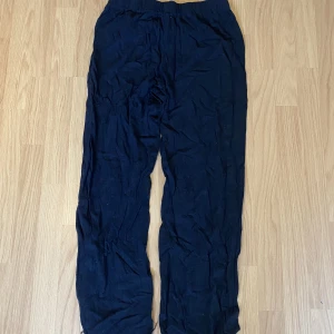 Linnebyxor från shein - Linnebyxor från shein, aldrig andvända, storlek M!