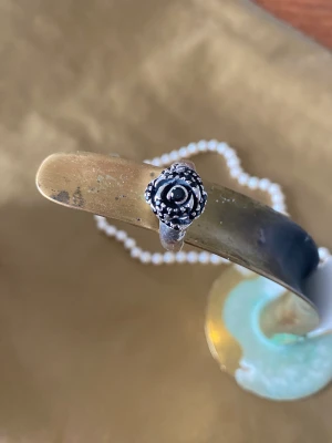 Nilsdotter ring stl 18 ny  - Ny ring nypris ca 5000