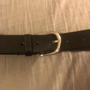 Skärp  - Skärp i storlek Xs/s. Silver detalj 