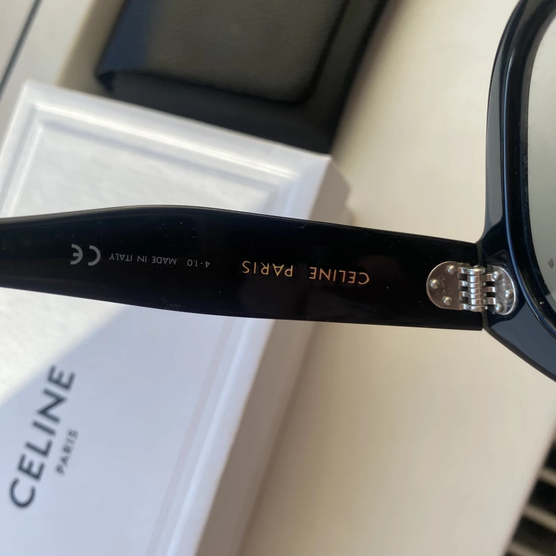 Celine solglasögon  - 91