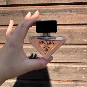 PRADA PARADOXE - PRADA PARADOXE 30ML, oanvänd Nypris 760 kr Mitt pris 500 kr
