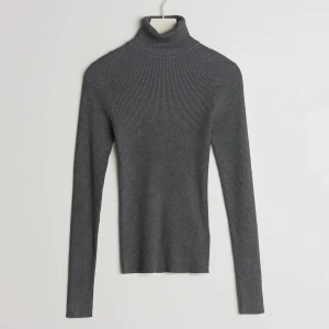 Stickad Gina grå  - Sigrid Knitted top från Gina tricot! Ny