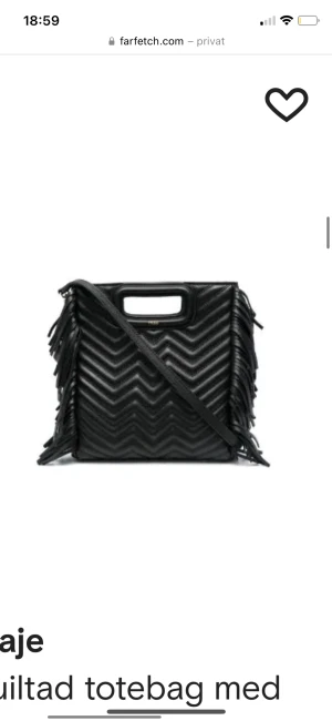 Super fin maje väska - Jätte gullig Maja väska lite sliten på ena sidan men på andra sidan så är det superbra skick!😻 pris kan diskuteras  Nypris: runt 3000 💗den är i storlek m kom privat för fler bilder💗💗kan även mötas upp om man vill det. Kan även byta mot någon annan väska 💗