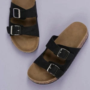 Tofflor  - Nya, strl 39