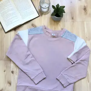  en tjock tröja rosa 