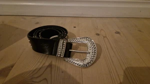 Rhinestone bälte - Använt rhinestone bälte