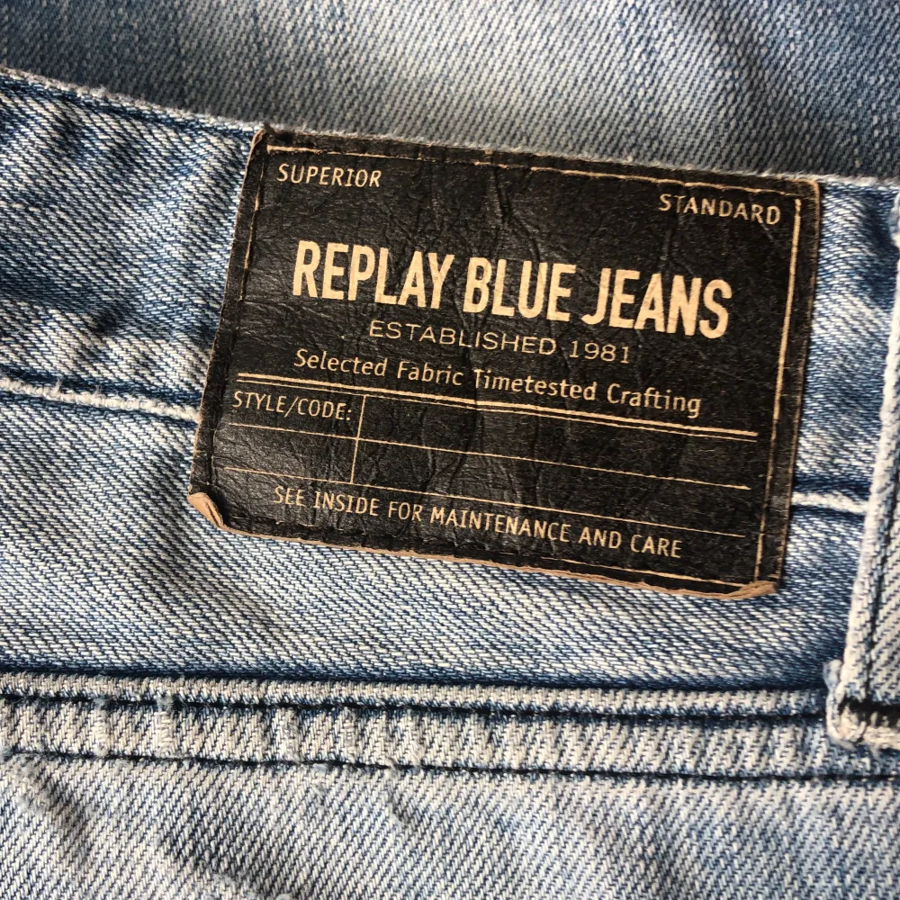 ÄKTA- Replay blue jeans MFG.co Storlek 33  För män . Jeans & Byxor.