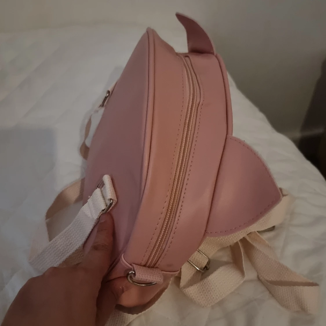 Jättesöt handväska med kattöron! - 91