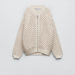 Jacka zara - Säljer denna slutsålda kofta/bomberjackan från zara. Strl M men passar S också😍